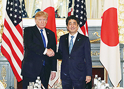 PJapan and US leaders vow "maximum pressure on North Korea"